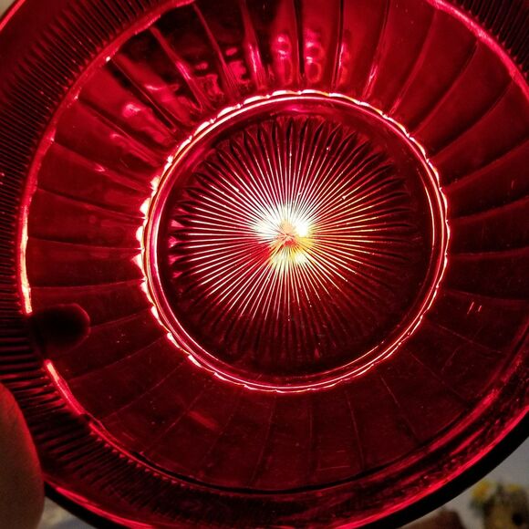 Vintage coronation royal ruby glass fruit bowl by anchor hocking - Picture 7 of 12